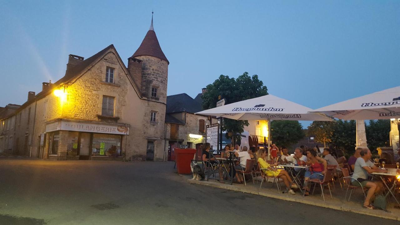 Au Soleil Couchant Saint-Julien-de-Lampon Екстериор снимка